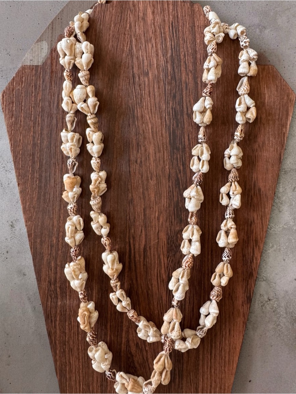 Handcrafted 48” Cream Shell Lei Necklace